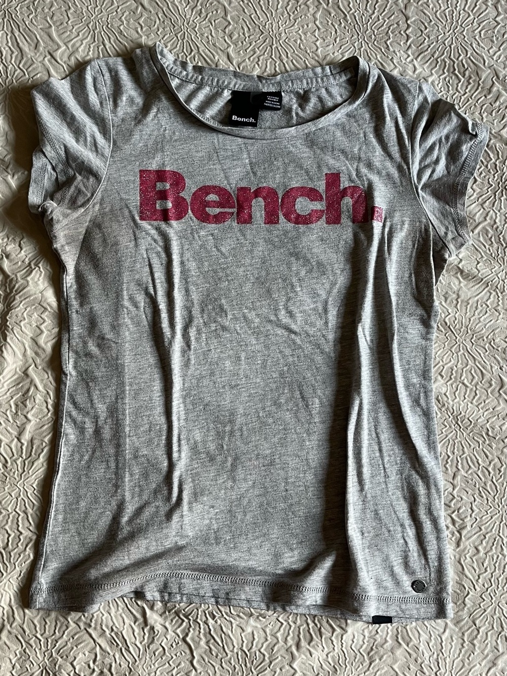 Bench Short-Sleeve Gray Tee with Pink Logo